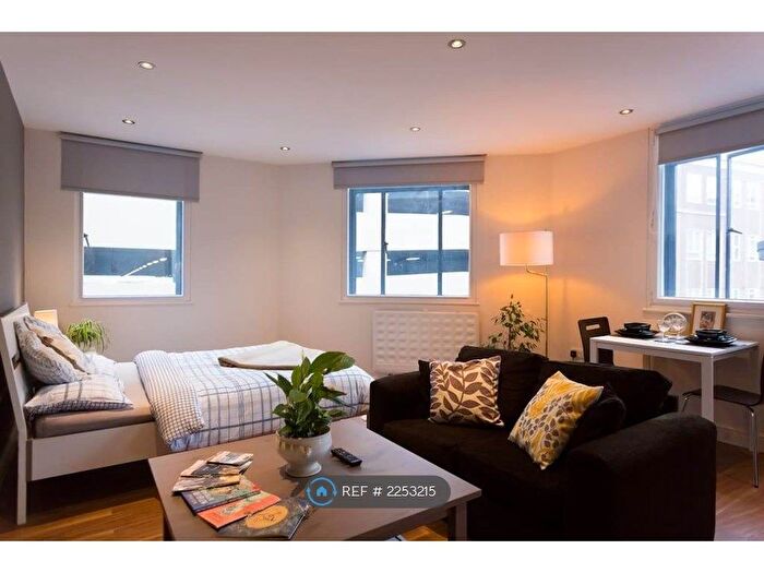 Studio To Rent In Hartshead House, Sheffield, S1