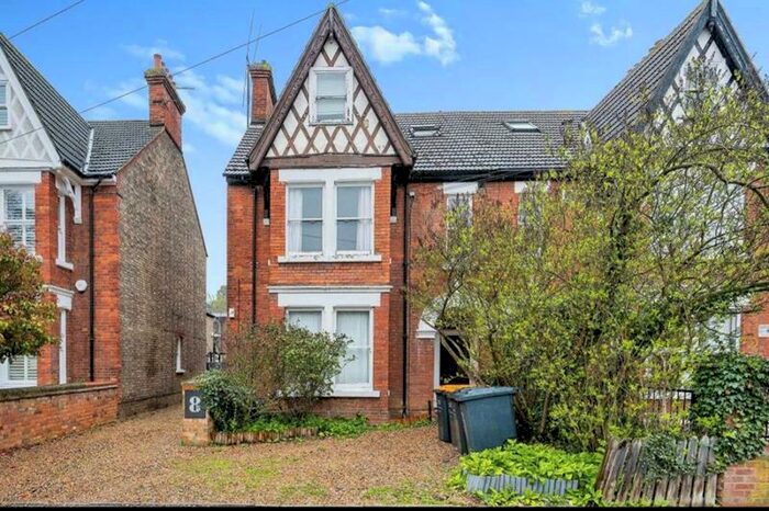 1 Bedroom Flat To Rent In Flat St Georges Road, Bedford, MK40