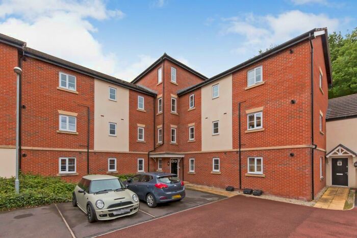 2 Bedroom Apartment To Rent In Bath Vale, Congleton, Cheshire, CW12