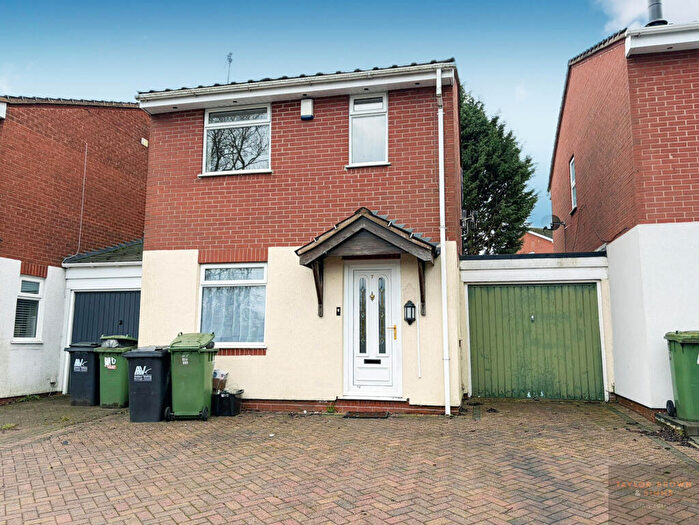3 Bedroom Link Detached House For Sale In Coach Road, Nottingham, Nottinghamshire, NG16