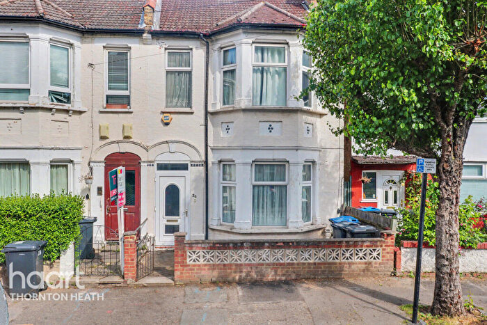 4 Bedroom Terraced House For Sale In Elliott Road, Thornton Heath, CR7
