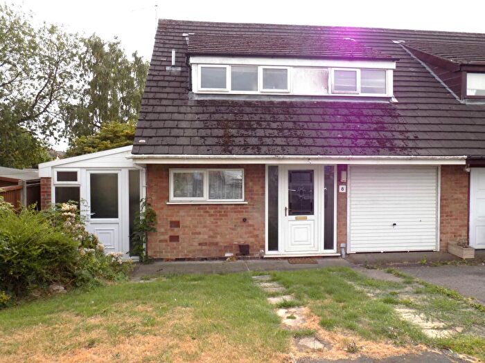3 Bedroom Semi-Detached House For Sale In Derwent Gardens, Ashbourne, Derbyshire, DE6