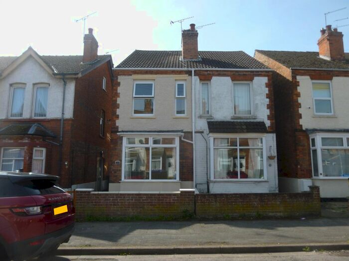 2 Bedroom Semi-Detached House To Rent In Melrose Road, Gainsborough, DN21