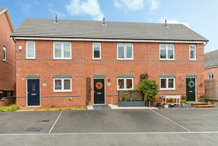 2 Bedroom Terraced House For Sale In Little Wood Crescent, Wakefield, West Yorkshire, WF1