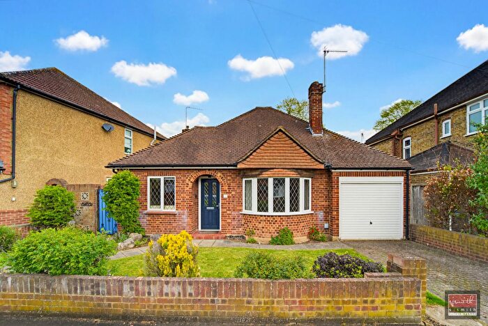2 Bedroom Detached Bungalow For Sale In Fontmell Park, Ashford, TW15