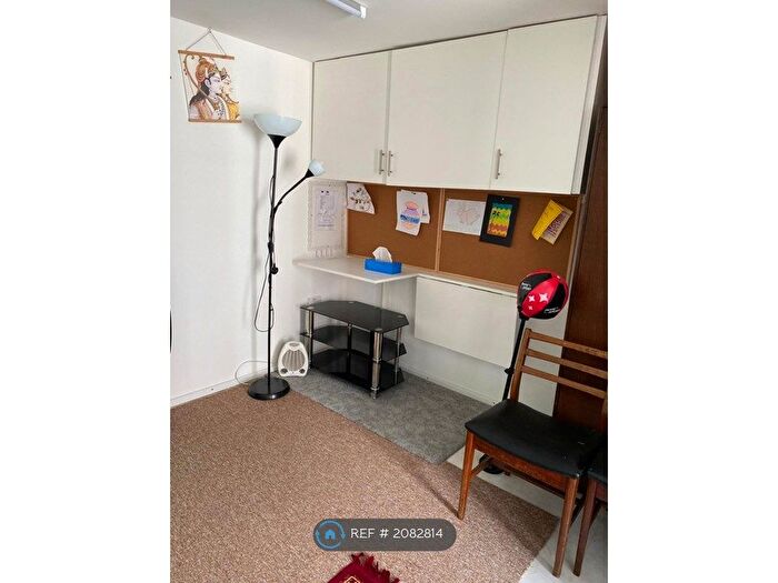 1 Bedroom Semi-Detached House To Rent In Broomgrove Gardens, Edgware, HA8