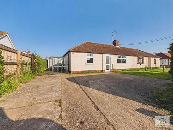 2 Bedroom Semi Detached House For Sale In Dobbs Lane, Kesgrave, IP5