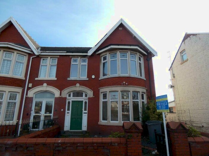 3 Bedroom Semi-Detached House To Rent In Watson Road, Blackpool, FY4