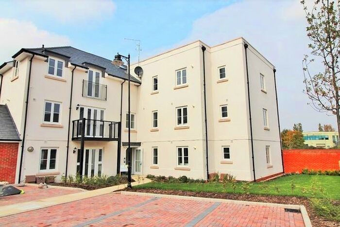 2 Bedroom Flat To Rent In Carey Lane, Berewood, PO7