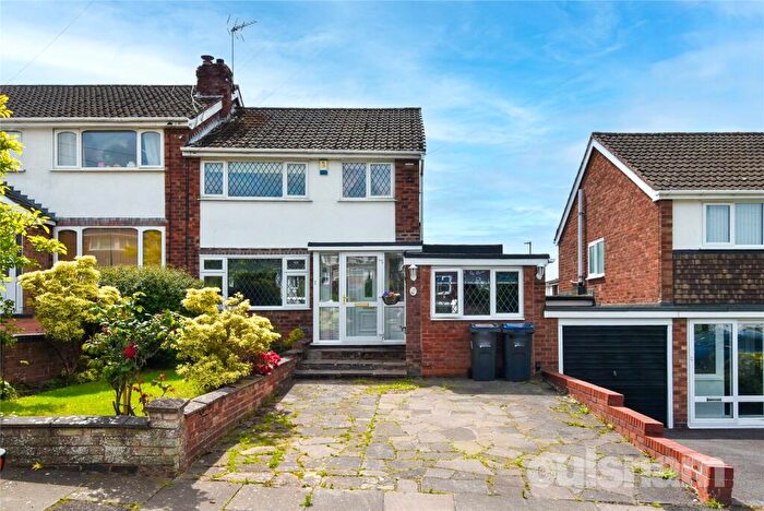 3 Bedroom House For Sale In Listowel Road, Kings Heath, Birmingham, West Midlands, B14