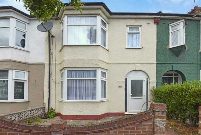 3 Bedroom Terraced House To Rent In Farmilo Road, Walthamstow, London, E17