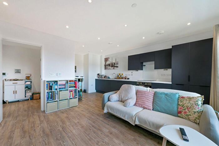 1 Bedroom Flat For Sale In Culvert West House Masons Avenue, HA3