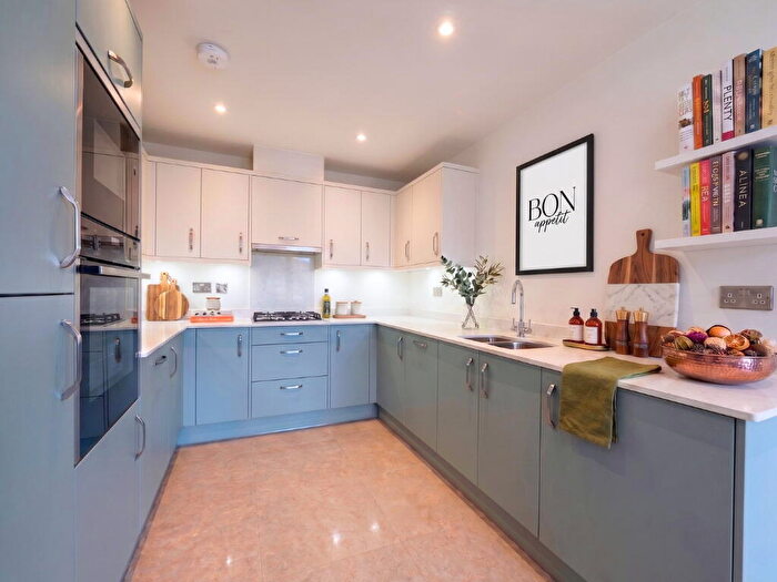 2 Bedroom Retirement Property For Sale In Mulberry House, Canon Woods Close, DT9