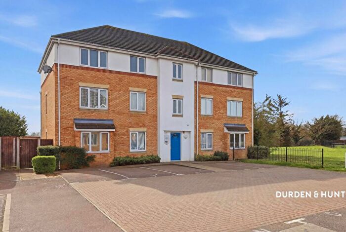 1 Bedroom Flat For Sale In Turner Road, Hornchurch, RM12