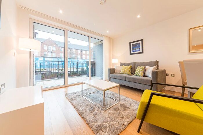 1 Bedroom Flat To Rent In East Court, Eltham, London, SE9