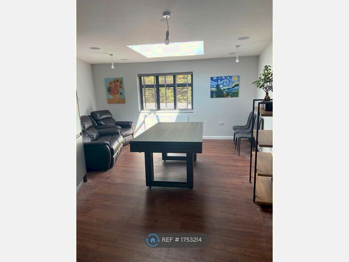 2 Bedroom Flat To Rent In Wembley Park, London, HA9