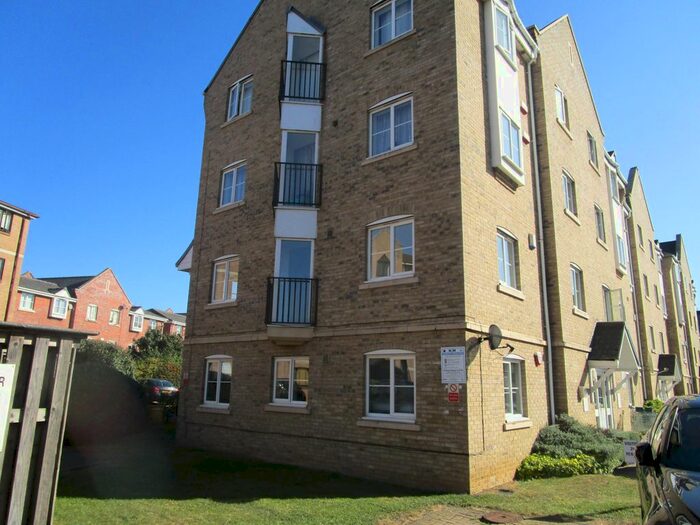2 Bedroom Flat To Rent In Henry Bird Way, Northampton, NN4