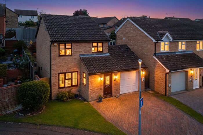 3 Bedroom Detached House For Sale In Sweet Mead, Saffron Walden, CB10