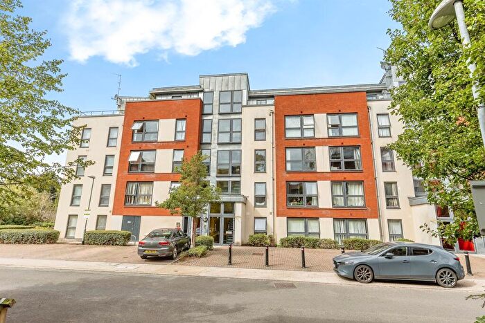 1 Bedroom Flat For Sale In Paxton Drive, Bristol, BS3
