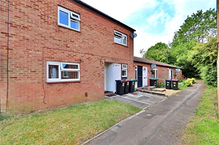 3 Bedroom Terraced House For Sale In Shipton Hill, Bradville, MK13