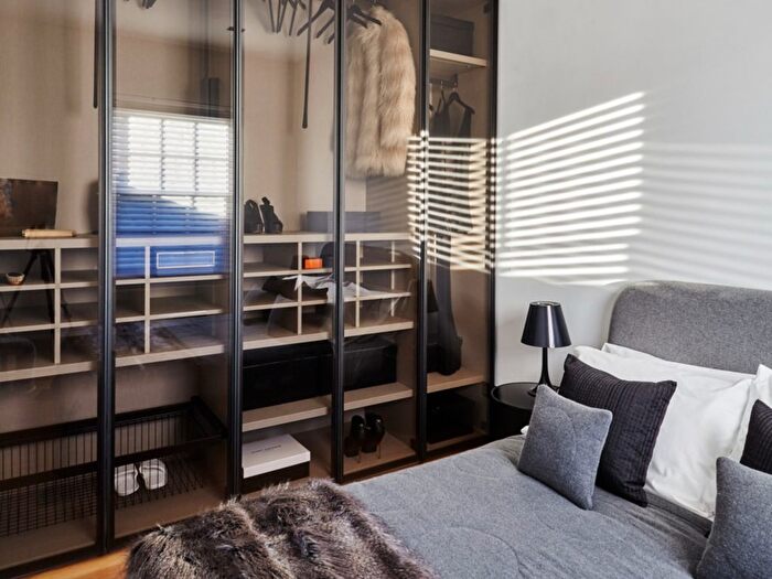 2 Bedroom End Terrace House To Rent In St. Marks Place, Windsor, SL4