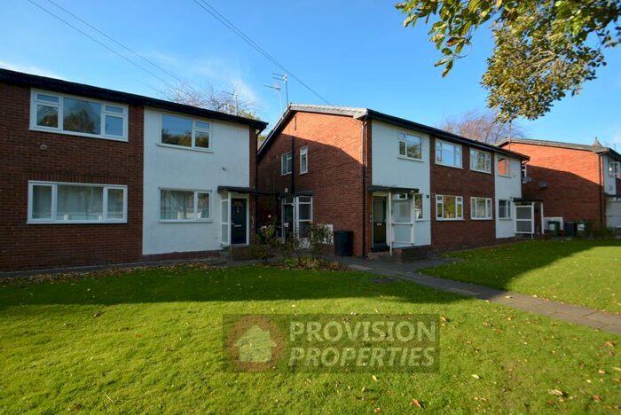 3 Bedroom Terraced House To Rent In The Poplars, Hyde Park, Leeds, LS6