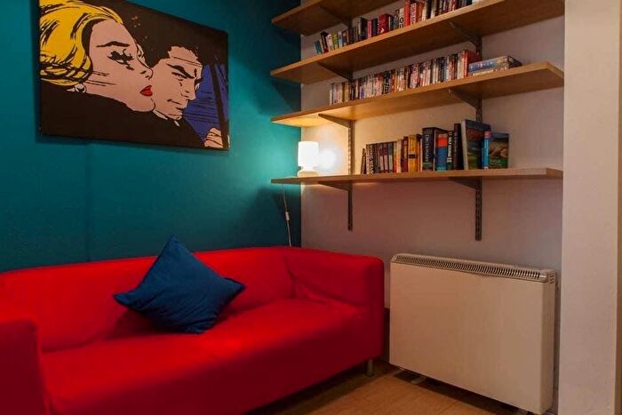 1 Bedroom Flat To Rent In Sciennes, Edinburgh, EH9