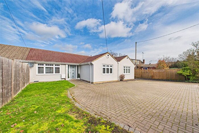 3 Bedroom Bungalow For Sale In Hicks Lane, Blackwater, Camberley, GU17