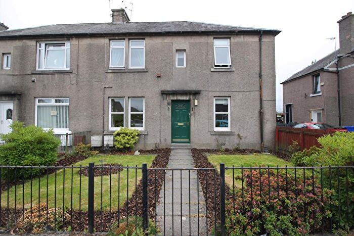 2 Bedroom Flat To Rent In Macpherson Drive, Raploch, Stirling, FK8