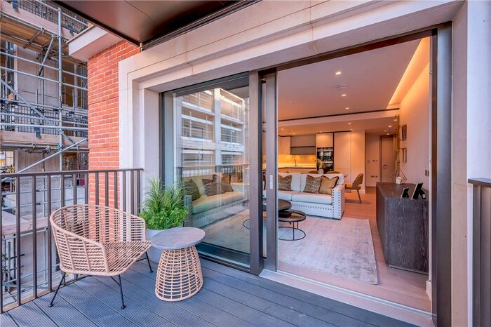 3 Bedroom Flat To Rent In Edgware Road, London, W2