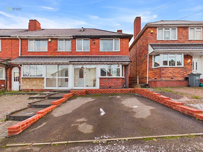 4 Bedroom End Terrace House For Sale In Tideswell Road, Great Barr, Birmingham, B42