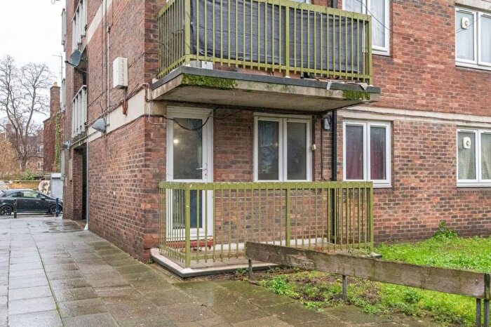 1 Bedroom Flat For Sale In Havil Street, Camberwell, London, SE5