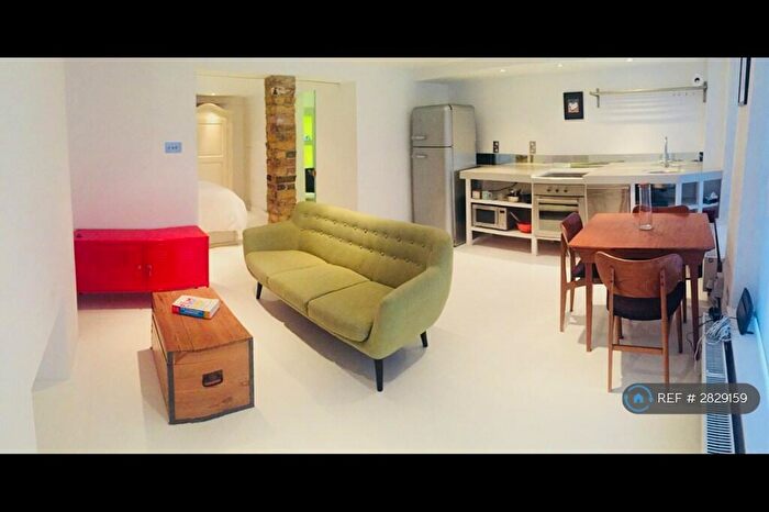 1 Bedroom Flat To Rent In Arbour Square, London, E1
