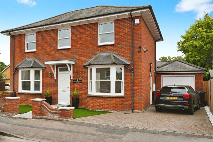 4 Bedroom Detached House For Sale In Major Haddock Close, Royston, SG8
