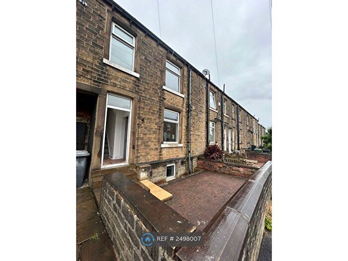 2 Bedroom Terraced House To Rent In Eldon Road, Huddersfield, HD1