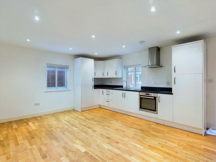 1 Bedroom Flat To Rent In Sevenoaks Road, Cosham, Portsmouth, PO6