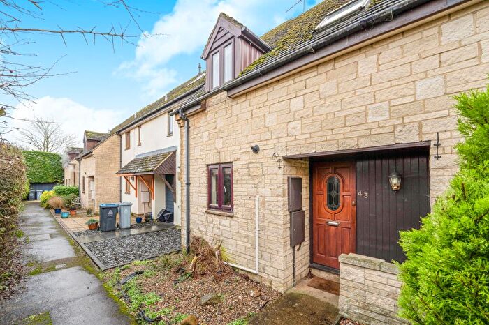 3 Bedroom Terraced House To Rent In New Road, Bampton, OX18