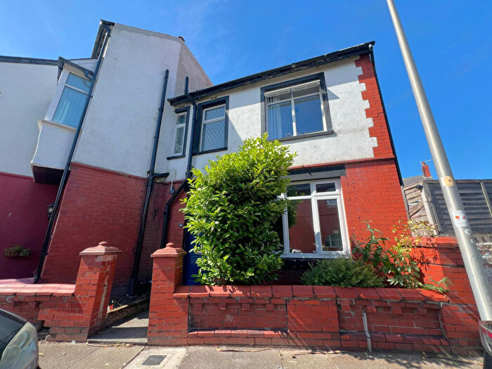 3 Bedroom Semi-Detached House For Sale In Breck Road, Stanley Park, FY3