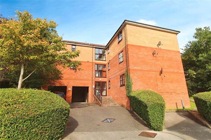 1 Bedroom Flat For Sale In Bracklesham Close, Southampton, Hampshire, SO19