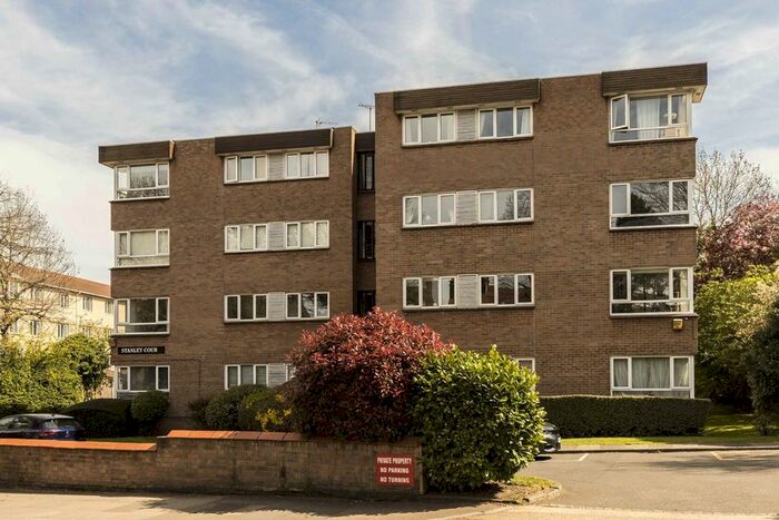 1 Bedroom Flat To Rent In Woodfield Road, London, W5