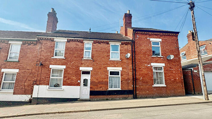 3 Bedroom Terraced House For Sale In Grafton Street, Lincoln, LN2
