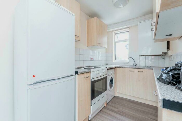 2 Bedroom Apartment To Rent In Rumbridge Street, Totton, Southampton, SO40