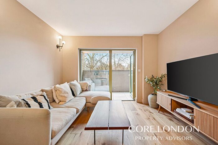 1 Bedroom Flat To Rent In East Churchfield Road, London, W3