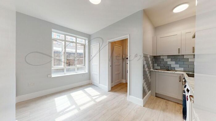 2 Bedroom Flat To Rent In Penfold Place, Lisson Grove, NW1
