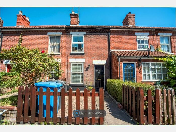 2 Bedroom Terraced House To Rent In Rose Valley, Norwich, NR2