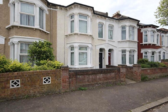 4 Bedroom Terraced House To Rent In Holmewood Road, London, SE25