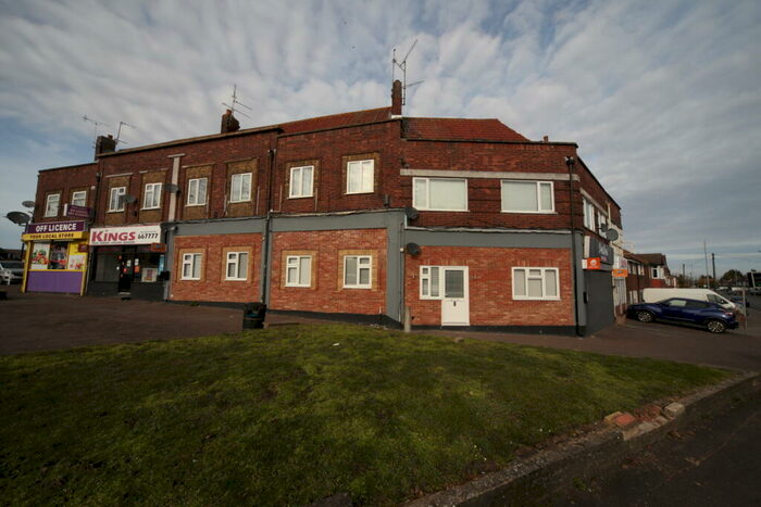 2 Bedroom Flat To Rent In Houghton Mansions, Houghton Road, LU6