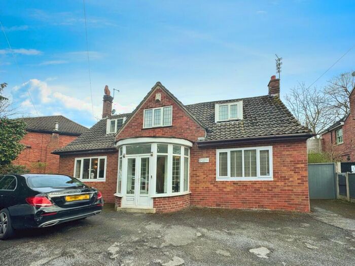 5 Bedroom Bungalow To Rent In Palatine Road, Didsbury, Manchester, M20
