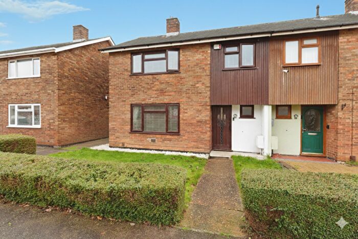 3 Bedroom Semi Detached House For Sale In Beeleigh East, Basildon, SS14