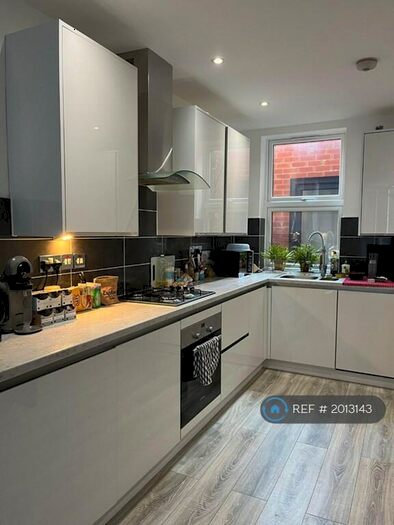 2 Bedroom Flat To Rent In St. Kildas Road, Harrow, HA1